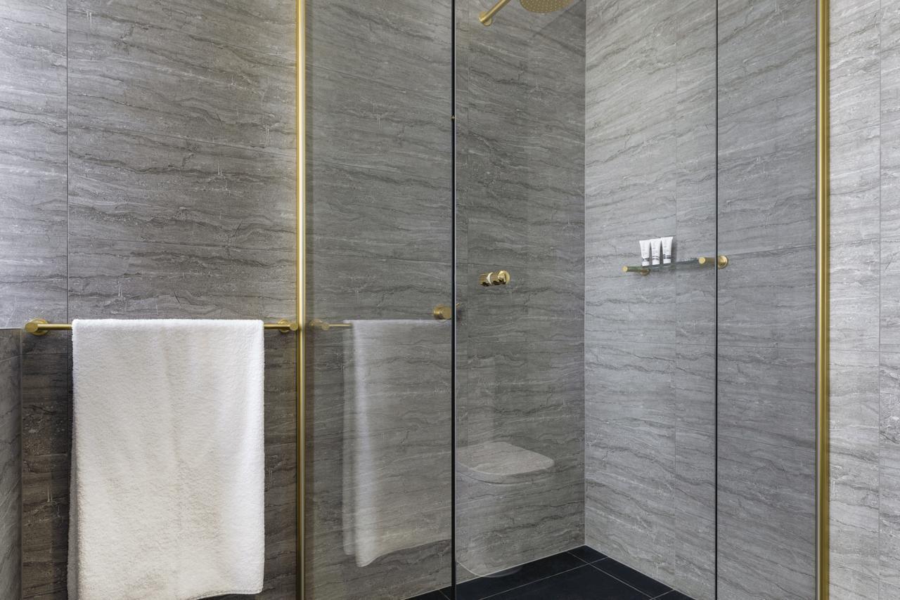 Maya Maya At Mandoon Estate West Swan Exterior photo A shower enclosure